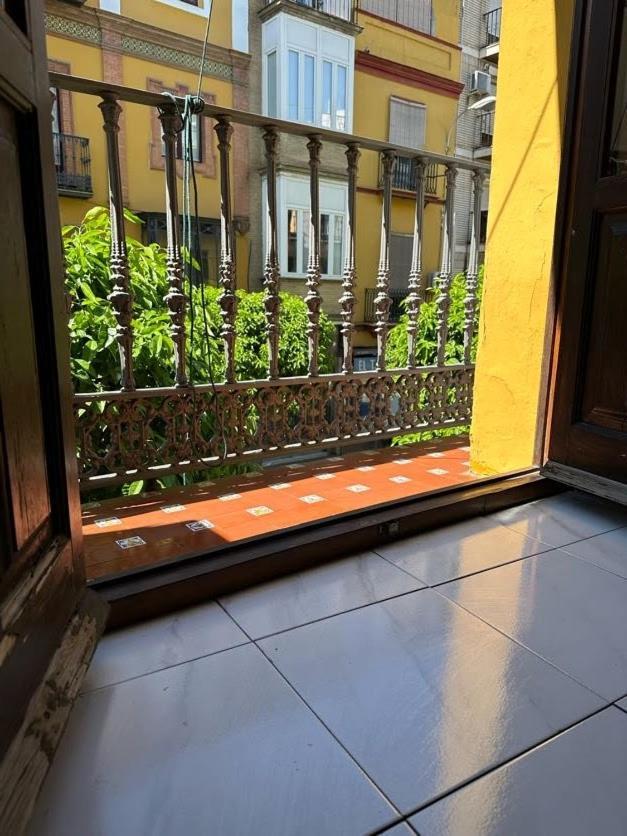 Апартаменты Casa Snoopy Севилья Экстерьер фото